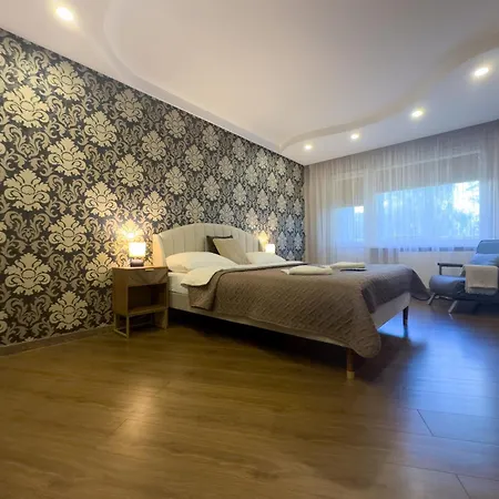 Classic Elegance Free Parking 1st Floor 클라이페다