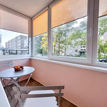 Classic Elegance Free Parking 1st Floor *