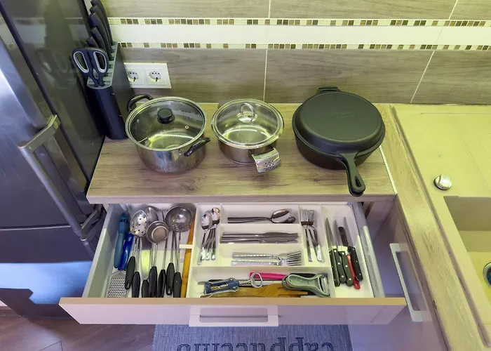 Classic Elegance Free Parking 1st Floor *