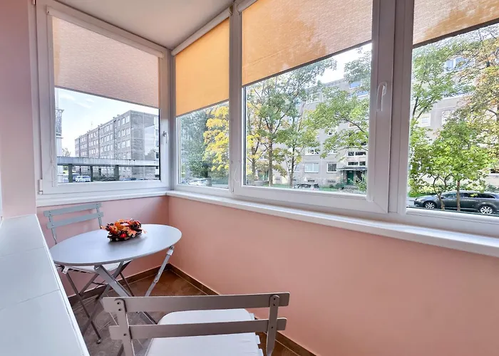 Classic Elegance Free Parking 1st Floor *